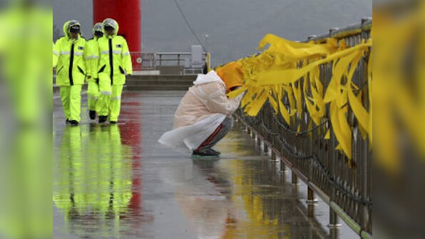 S-Korea's prez apologises over poor response to ferry disaster