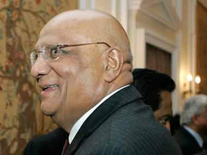 This is Lord Swaraj Paul's advice to India's next prime minister