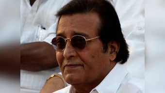 Vinod Khanna health update: Akshaye Khanna confirms his father 'is doing better'