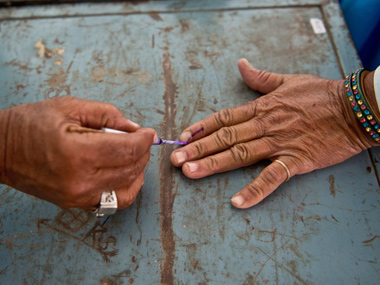 Bihar sees 37 percent voter turnout by 1 pm Bihar sees 37 percent voter turnout by 1 pm