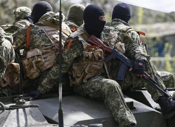 Ukraine separatists reject diplomatic deal to disarm Ukraine separatists reject diplomatic deal to disarm