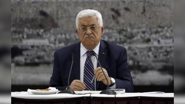 Abbas signs international conventions; Kerry cancels visit