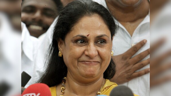 Jaya Bachchan turns 66, spends her b'day with grandchildren 