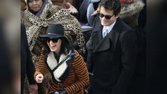 Katy Perry undergoing hypnotherapy to get over John Mayer