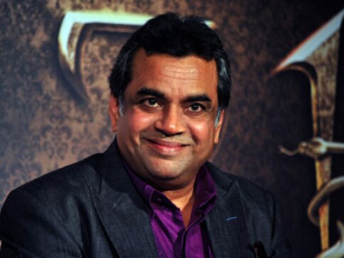 Toofan: Paresh Rawal joins Farhan Akhtar in Rakeysh Omprakash Mehra's sports drama, will play a boxing coach Toofan: Paresh Rawal joins Farhan Akhtar in Rakeysh Omprakash Mehra's sports drama, will play a boxing coach