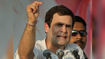 Dev. in Modi's Gujarat is just a 'toffee model' says Rahul