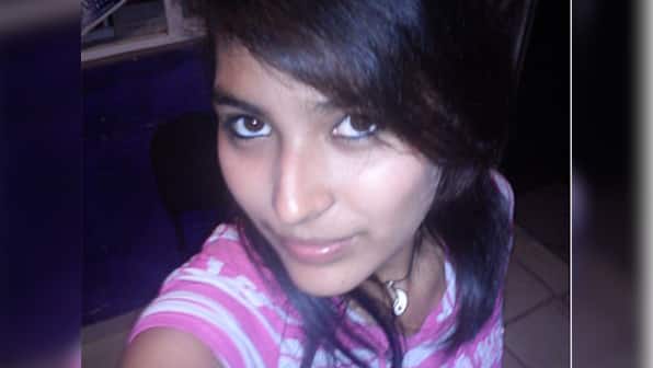 Obsessed with selfies? It's not an addiction but a mental illness!