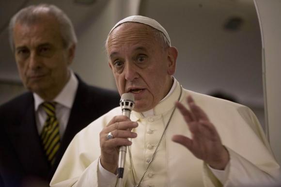 Pope says favours celibacy for priests but door open to change – Firstpost