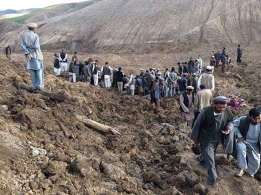 Karzai pledges aid to victims of Afghan landslide Karzai pledges aid to victims of Afghan landslide