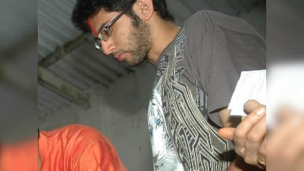 Aditya Thackeray apologises for anti-Gujarati remarks