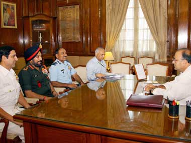 Army chief briefs PM on security situation Army chief briefs PM on security situation
