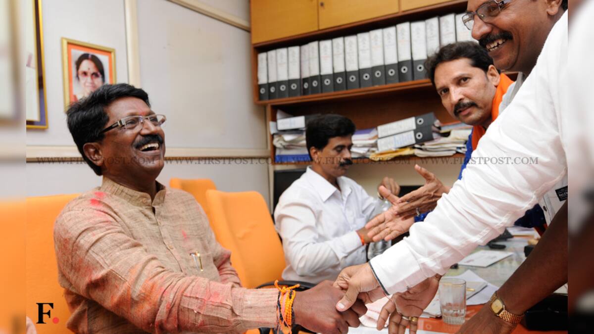 Photos: Shiv Sena candidate Arvind Sawant celebrates his victory ...