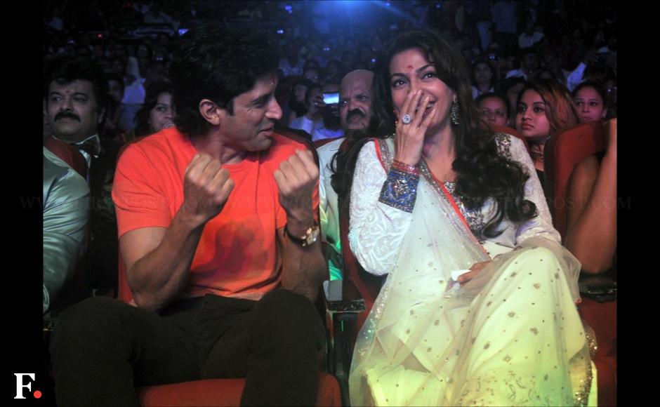 Spotted: Farhan, Juhi honoured by Dadasaheb Phalke Academy Spotted: Farhan, Juhi honoured by Dadasaheb Phalke Academy