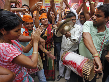 Karnataka results: BJP makes a recovery, wins 3, leads in 15 seats Karnataka results: BJP makes a recovery, wins 3, leads in 15 seats