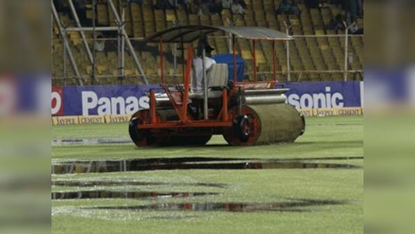 KKR vs KXIP match can be played if it doesn't rain for 2 hours: Curator