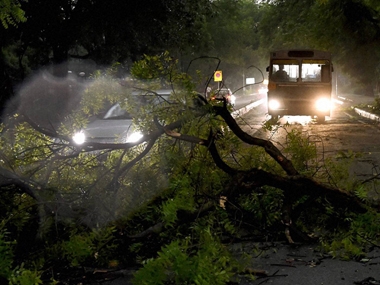 Nine killed as thunder storm lashes Delhi-NCR region Nine killed as thunder storm lashes Delhi-NCR region