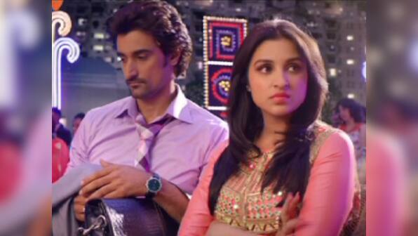 Kunal Kapoor sings, dances for Parineeti Chopra in new Kurkure commercial