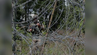 Indian troops retaliate after Pak violates ceasefire in Poonch again