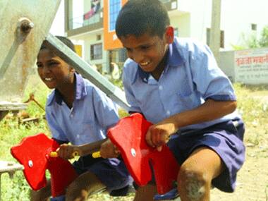 Children having fun with the Jump Pumps