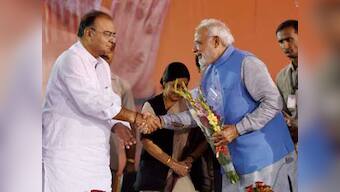Arun Jaitley vs Arun Shourie: Frontrunners for FM in Modi sarkar?