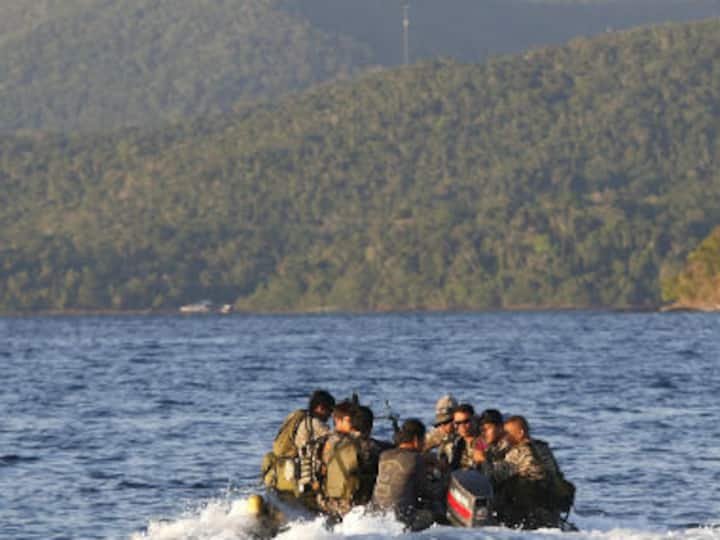 Unidentified gunmen take hostages; abduct 3 foreigners, Filipino from Philippine resort