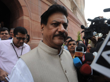 Maharashtra results: Cong loses face as defeat sparks blame game Maharashtra results: Cong loses face as defeat sparks blame game