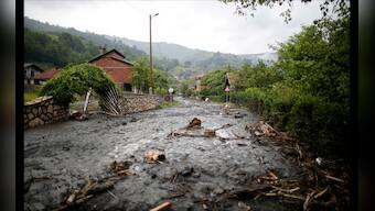 15 dead after flooding in southern, central China