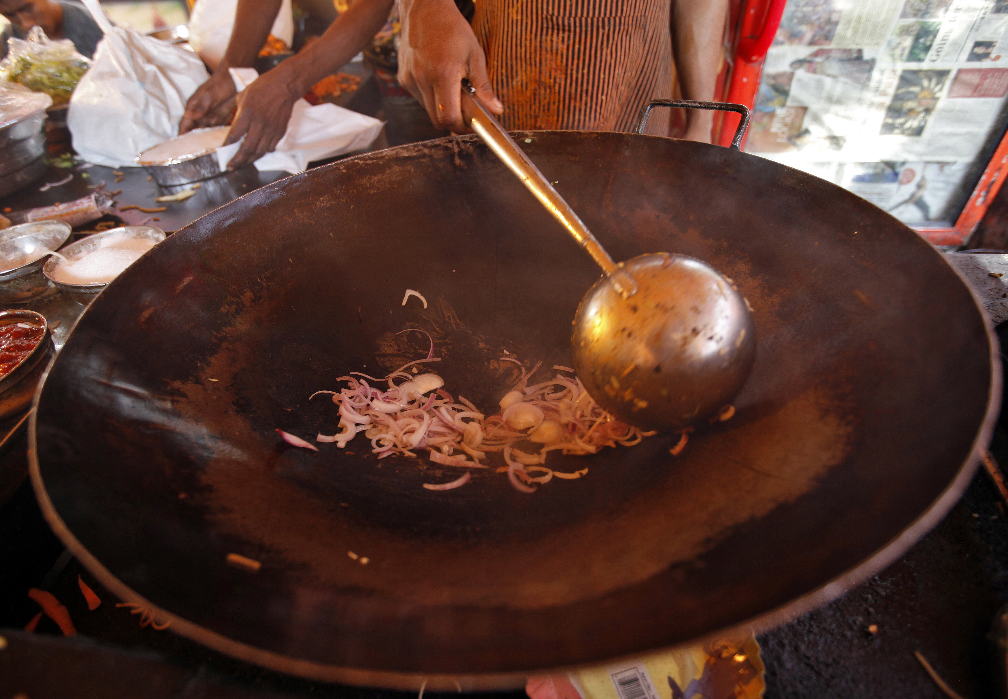 Golgappas to Aloo chaat: Now luxury hotels serving street food too! Golgappas to Aloo chaat: Now luxury hotels serving street food too!