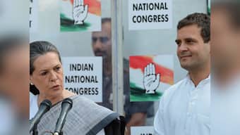 Elections 2014: Sonia, Rahul numb after Modi sledgehammer blow