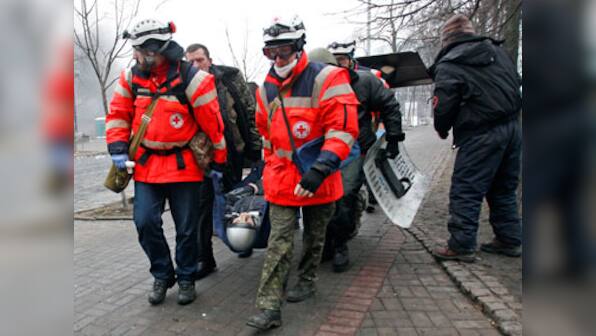 Ukraine: Pro Russia militants hold Red Cross workers for 7 hours