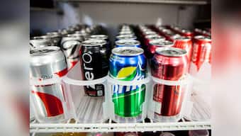  Should sugar sweetened drinks sport a health warning? This academician thinks so