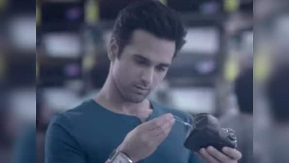 Savings are now in your hands, says new ad for Snapdeal's mobile app 