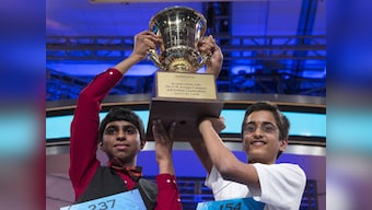 Obama bonds with Indian-American Spelling Bee co-champs