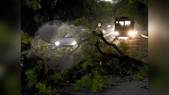 Delhi: Power outage due to dust storm affects water supply as well
