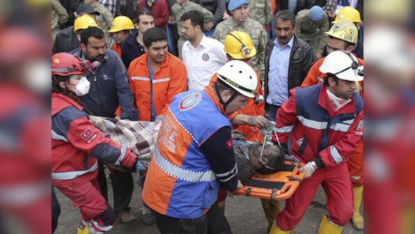 Turkey coal mine live: Death toll rises to 282, 150 still trapped
