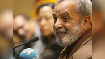 Threatening Ananthamurthy: Will Modi-led BJP say no to right wing thugs?
