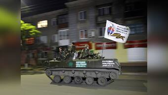 Ukraine crisis: Unmarked tanks were Russian, says NATO