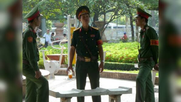 Vietnam arrests two bloggers for criticising govt online