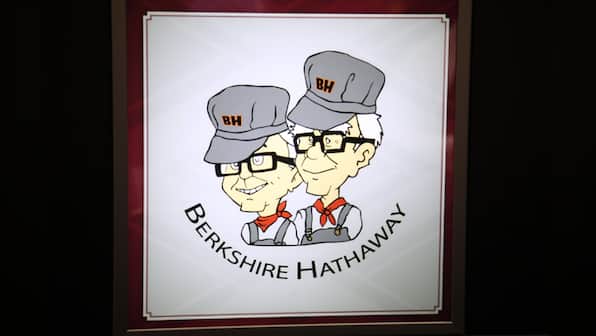 Is Berkshire Hathaway an outdated relic? Is it a 'sell' without Warren Buffett? 