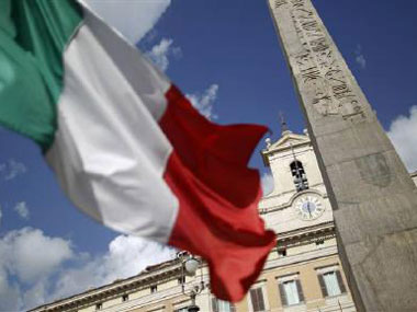 14 dead, 200 missing in shipwreck near Italy 14 dead, 200 missing in shipwreck near Italy