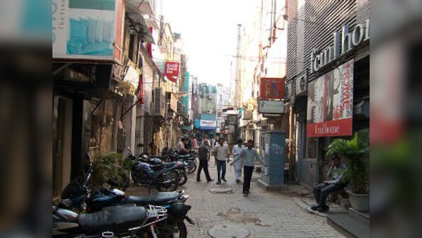 Phone call claiming bomb planted in New Delhi's Khan Market triggers panic, bomb squad rushed to spot
