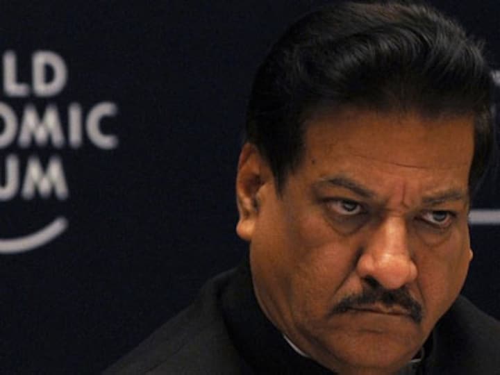 Prithviraj Chavan meets Sonia Gandhi to discuss poll debacle