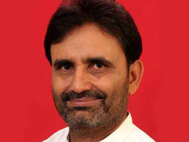 JD(U), LJP may quit NDA in Bihar over dilution of SC/ST Act, says senior Congress leader Shaktisinh Gohil JD(U), LJP may quit NDA in Bihar over dilution of SC/ST Act, says senior Congress leader Shaktisinh Gohil