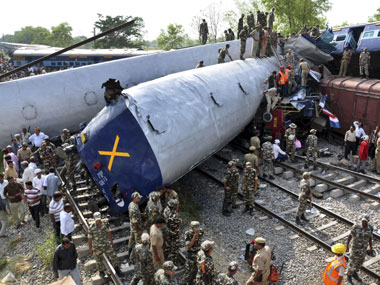 Gorakhdham mishap: PM announces relief of Rs 2 lakh for kin of deceased Gorakhdham mishap: PM announces relief of Rs 2 lakh for kin of deceased