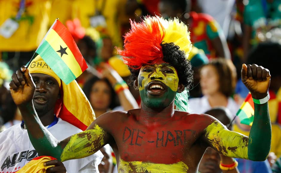 A Ghana fan waits for the 2014 World Cup Group G soccer match between Ghana and the U.S. at the Dunas arena in Natal June 16, 2014. REUTERS