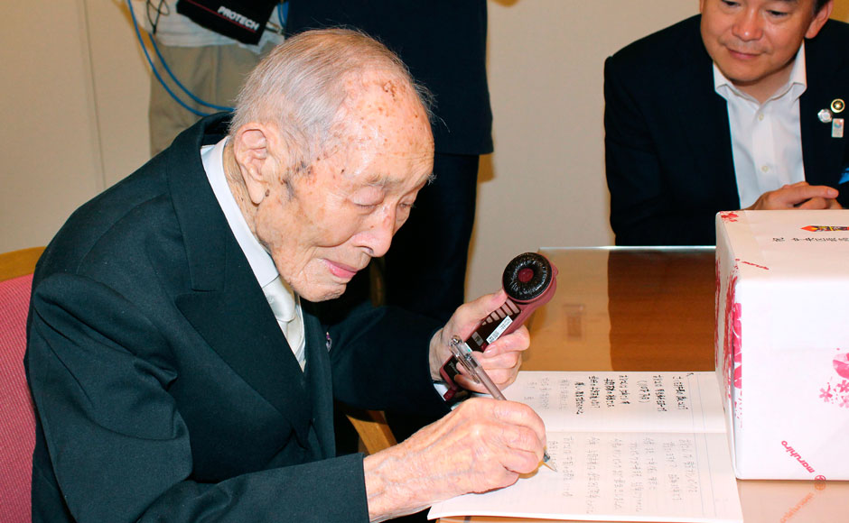 Photos: Aged 111, World's Oldest Man And Parapsychology Author Dies ...