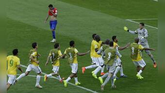 World Cup 2014 photos: Cesar stars as Brazil edge past Chile in shootout 