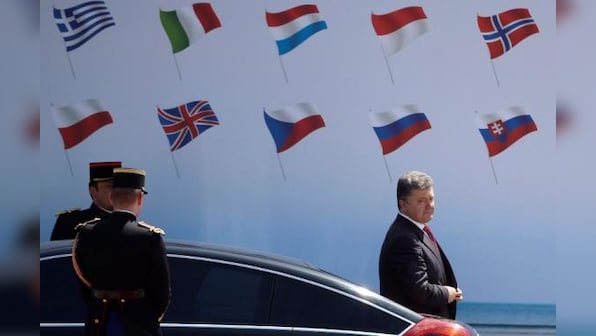 Ukraine's Poroshenko to be sworn in as east seethes with separatist conflict