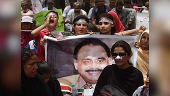 Pakistan's MQM chief Altaf Hussain released on bail in UK