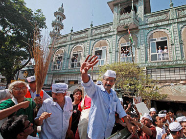 Can AAP survive? Only by evicting 'Humpty Dumpty' Kejriwal Can AAP survive? Only by evicting 'Humpty Dumpty' Kejriwal